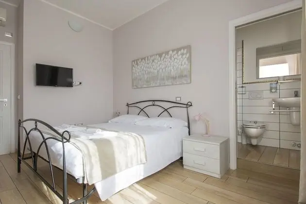 Classic Tek Büyük Yataklı Oda