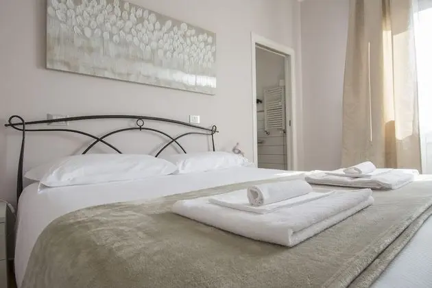 Classic Tek Büyük Yataklı Oda