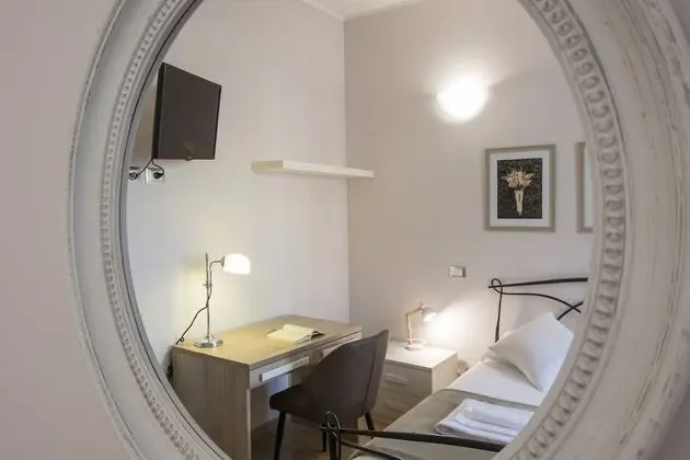 Classic Tek Büyük Yataklı Oda