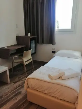 Standard Oda, 2 Yatak Odası, Bağlantılı Odalar
