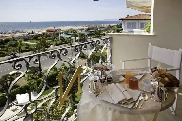 Classic Tek Büyük Yataklı Oda, Balkon, Deniz Manzaralı