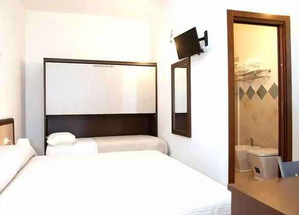 Tek Büyük veya İki Ayrı Yataklı Oda, Özel Banyo