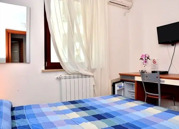 Tek Büyük veya İki Ayrı Yataklı Oda, Özel Banyo