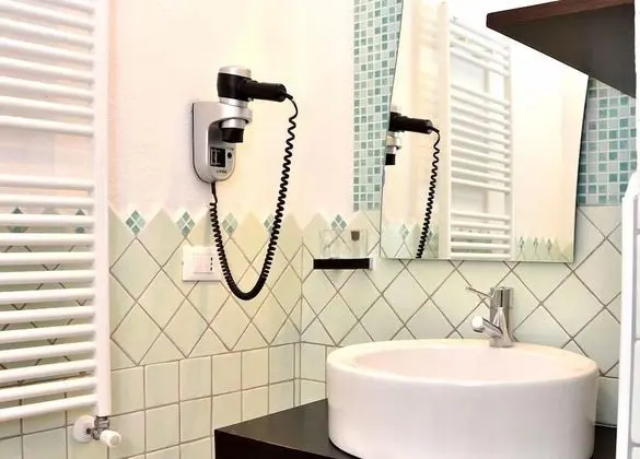 Tek Büyük veya İki Ayrı Yataklı Oda, Özel Banyo