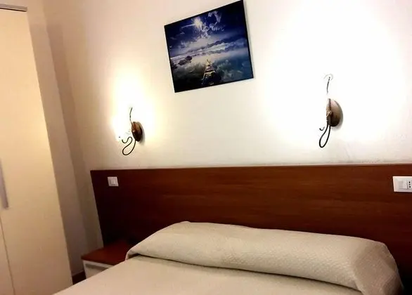 Tek Büyük veya İki Ayrı Yataklı Oda, Özel Banyo (External)
