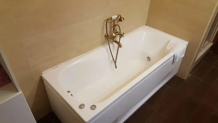 Superior Tek Büyük Yataklı Oda, Göl Manzaralı