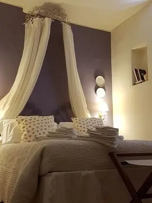 Honeymoon Tek Büyük Yataklı Oda