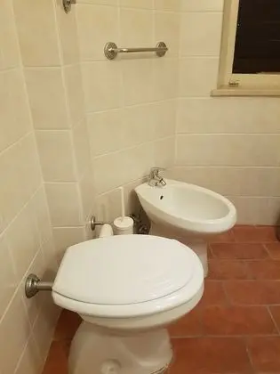 Honeymoon Tek Büyük Yataklı Oda