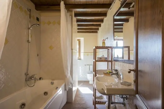 Deluxe Süit, Tepe Manzaralı