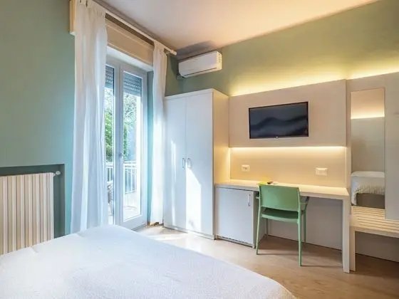 Standard Üç Kişilik Oda, Balkon