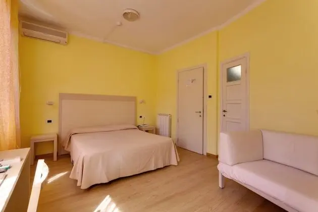 Standard Üç Kişilik Oda, Balkon