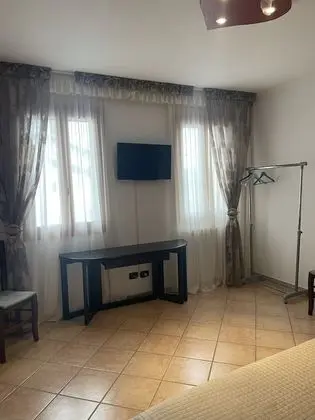 Design Tek Büyük Yataklı Oda