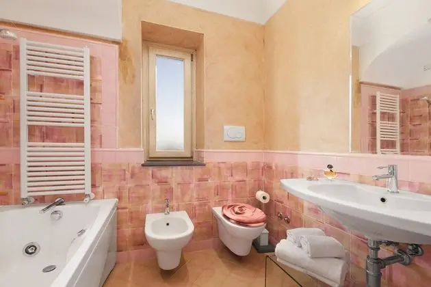 Villa, 6 Yatak Odası
