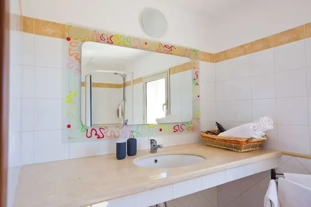 Standard Üç Kişilik Oda, Tepe Manzaralı