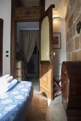 Deluxe Tek Büyük Yataklı Oda, 1 Büyük (Queen) Boy Yatak, Şehir Manzaralı (Garofalo)