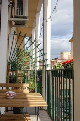 Tek Büyük Yataklı Oda, Balkon