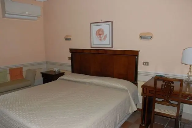 Tek Büyük veya İki Ayrı Yataklı Oda