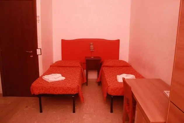 İki Ayrı Yataklı Oda