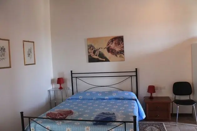 Dört Kişilik Oda, Küçük Mutfak