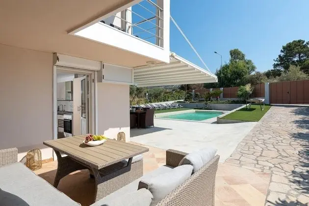 Villa, Deniz Manzaralı