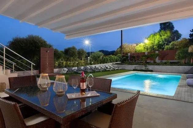 Villa, Deniz Manzaralı