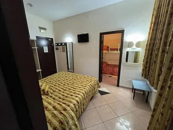 Dört Kişilik Oda