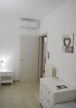 Economy Tek Büyük Yataklı Oda