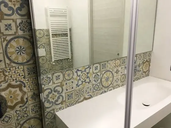 Economy Tek Büyük Yataklı Oda