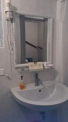 Family Süit, Göl Manzaralı