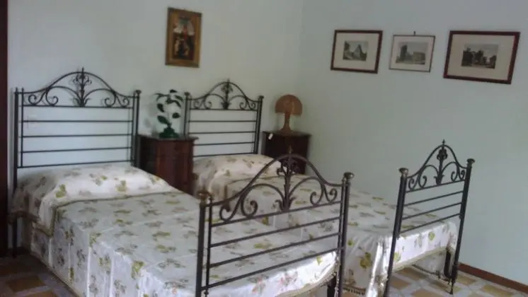 Dört Kişilik Oda, Ortak Banyo