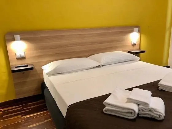 Comfort Tek Büyük veya İki Ayrı Yataklı Oda