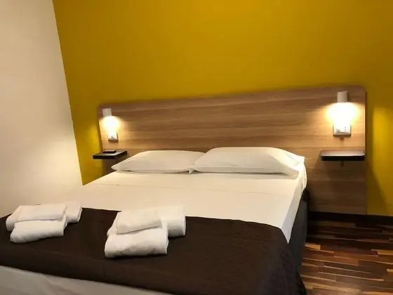 Comfort Tek Büyük veya İki Ayrı Yataklı Oda