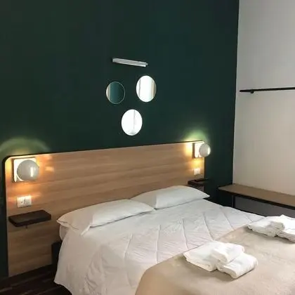 Comfort Tek Büyük veya İki Ayrı Yataklı Oda