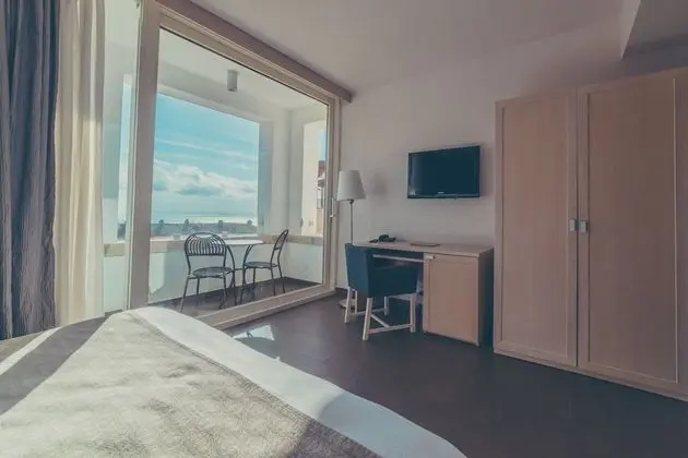 Deluxe Tek Büyük Yataklı Oda, Balkon