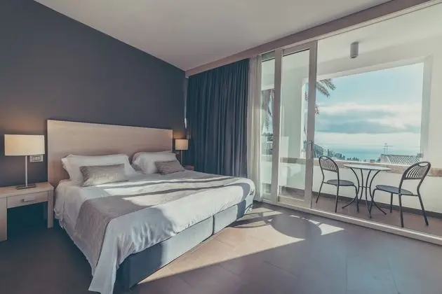 Deluxe Tek Büyük Yataklı Oda, Balkon