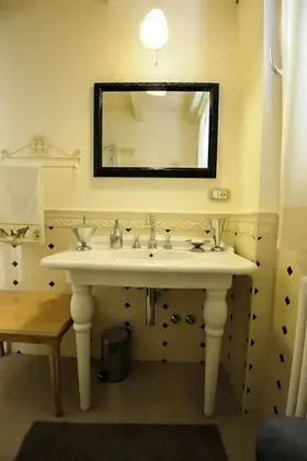 Standard Tek Büyük Yataklı Oda, Balkon, Şehir Manzaralı