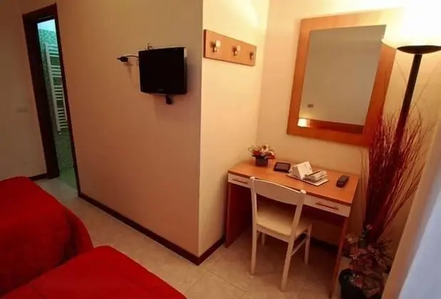 Standard Tek Büyük Yataklı Oda