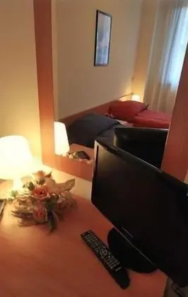Üç Kişilik Oda