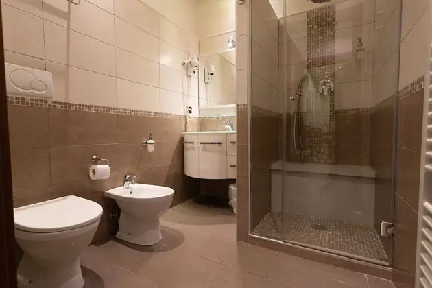 Standard Üç Kişilik Oda