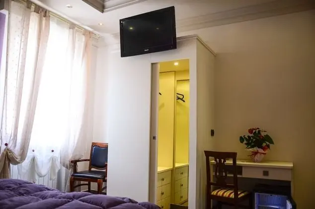 Tek Büyük veya İki Ayrı Yataklı Oda