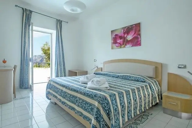 Classic Tek Büyük Yataklı Oda, Deniz Manzaralı (shared terrace)