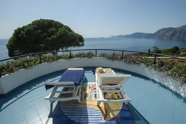 Classic Tek Büyük Yataklı Oda, Deniz Manzaralı (shared terrace)