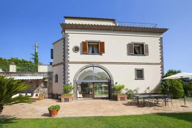 Villa, Sigara İçilebilir