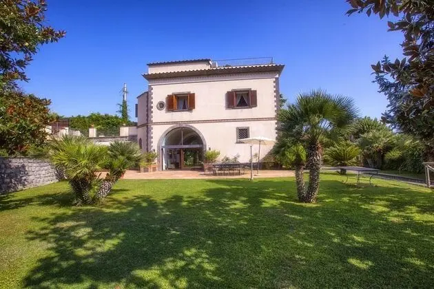 Villa, Sigara İçilebilir