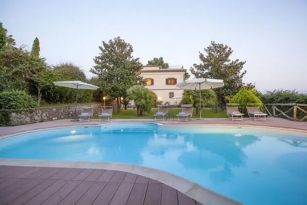 Villa, Sigara İçilebilir