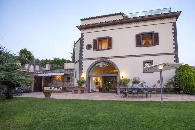 Villa, Sigara İçilebilir