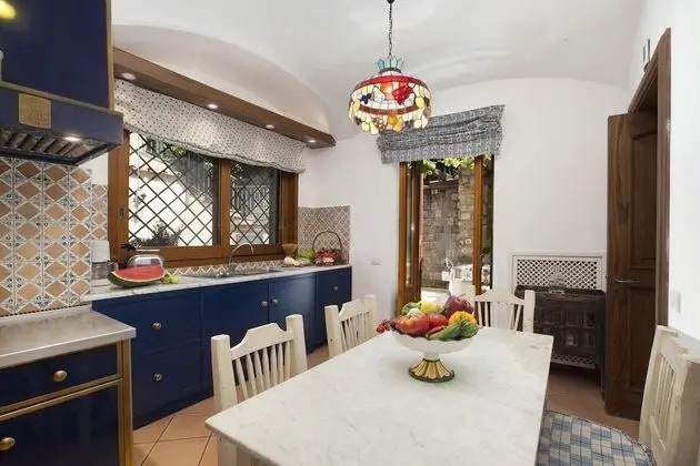 Villa, Sigara İçilebilir