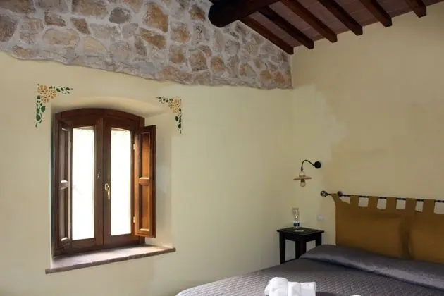 Comfort Üç Kişilik Oda, Havuz Manzaralı