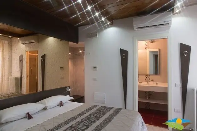 Superior Tek Büyük veya İki Ayrı Yataklı Oda