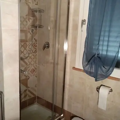 Family Oda, 1 Büyük (Queen) Boy Yatak ve Çekyat, Özel Banyo